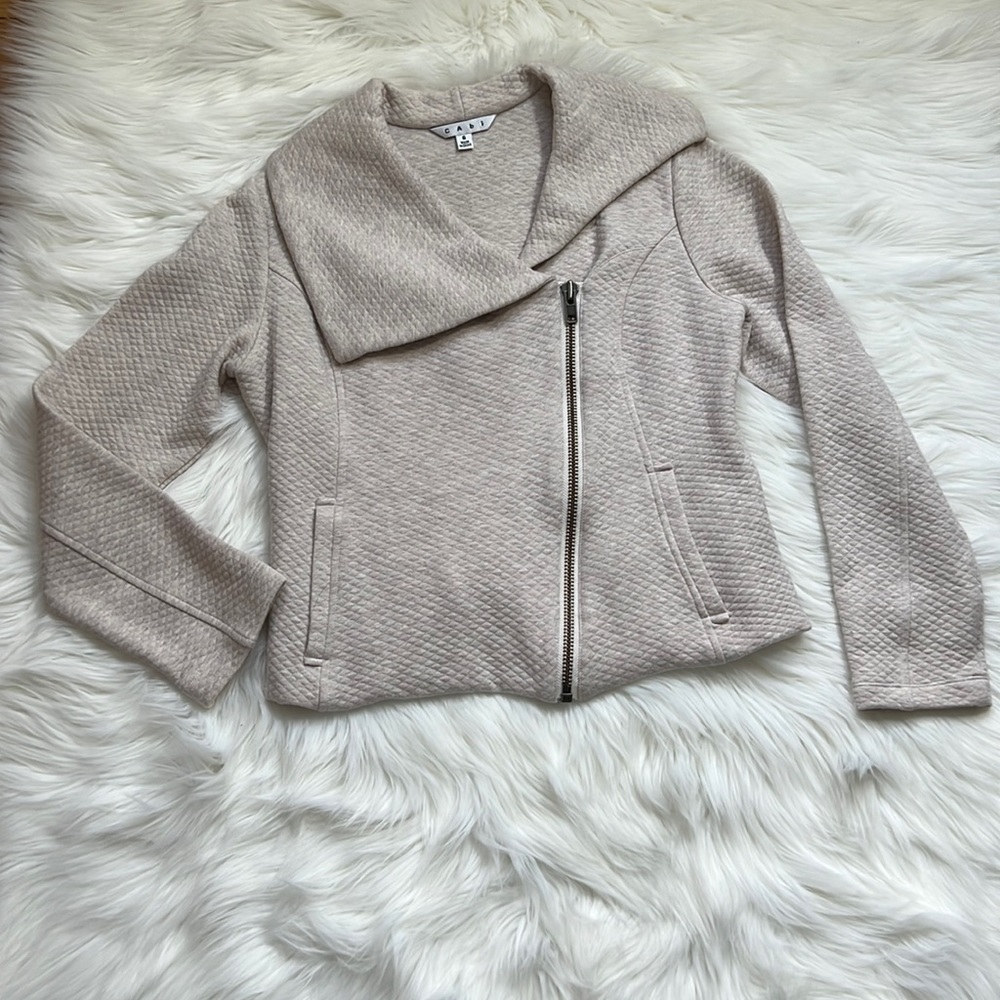 CAbi Ryder Moto Asymmetrical Oatmeal Quilted Jacket